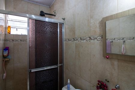 Casa à venda com 200m², 3 quartos e 1 vaga Casa à venda com 200m², 3 quartos e 1 vagaBanheiro