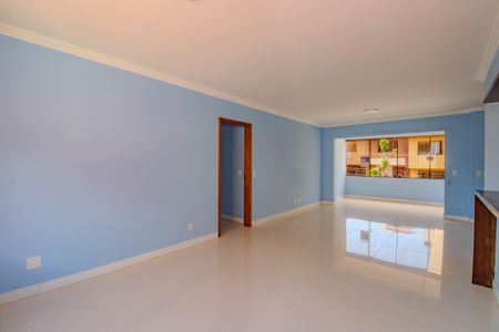 Sala de apartamento para alugar com 3 quartos, 124m² em Jardim Itu, Porto Alegre