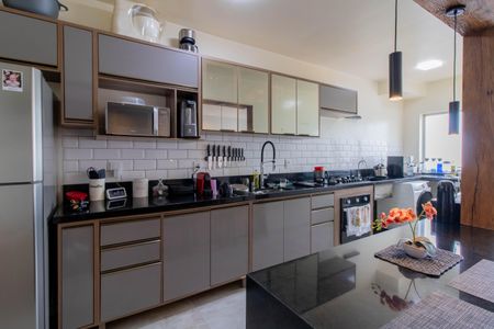 Apartamento à venda com 88m², 2 quartos e 1 vaga Apartamento à venda com 88m², 2 quartos e 1 vagaCozinha