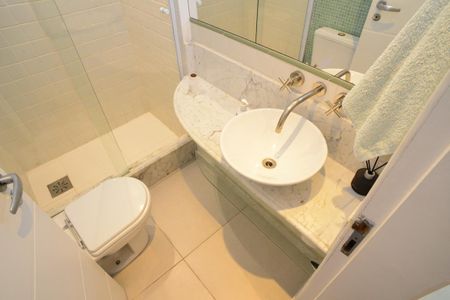 Apartamento para alugar com 190m², 3 quartos e 2 vagasBanheiro Social 1