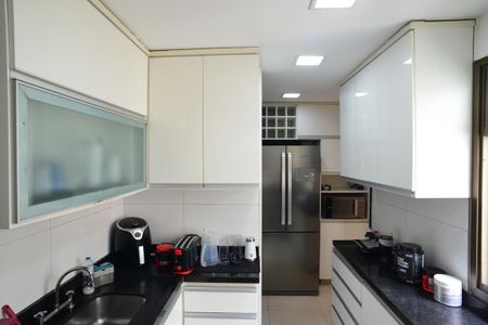 Apartamento para alugar com 190m², 3 quartos e 2 vagasCozinha