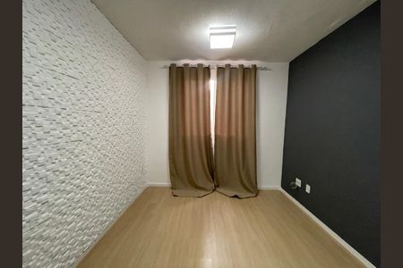 Sala de apartamento para alugar com 2 quartos, 40m² em Jardim Petropolis, Cotia