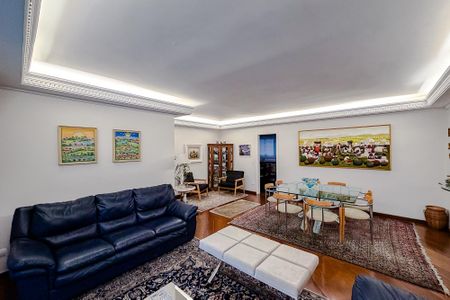 Apartamento à venda com 165m², 4 quartos e 3 vagas Apartamento à venda com 165m², 4 quartos e 3 vagasSala