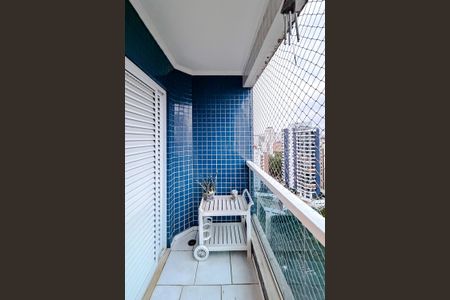 Apartamento à venda com 165m², 4 quartos e 3 vagas Apartamento à venda com 165m², 4 quartos e 3 vagasVaranda da Suíte