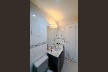 Apartamento à venda com 165m², 4 quartos e 3 vagas Apartamento à venda com 165m², 4 quartos e 3 vagasBanheiro