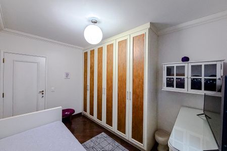 Apartamento à venda com 165m², 4 quartos e 3 vagas Apartamento à venda com 165m², 4 quartos e 3 vagasQuarto 1