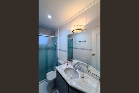 Apartamento à venda com 165m², 4 quartos e 3 vagas Apartamento à venda com 165m², 4 quartos e 3 vagasBanheiro