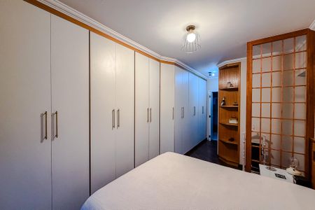 Apartamento à venda com 165m², 4 quartos e 3 vagas Apartamento à venda com 165m², 4 quartos e 3 vagasQuarto 3 - Suíte