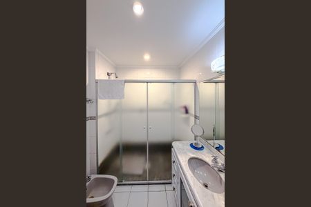 Apartamento à venda com 165m², 4 quartos e 3 vagas Apartamento à venda com 165m², 4 quartos e 3 vagasBanheiro da Suíte
