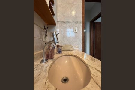 Apartamento à venda com 84m², 2 quartos e sem vagaBanheiro