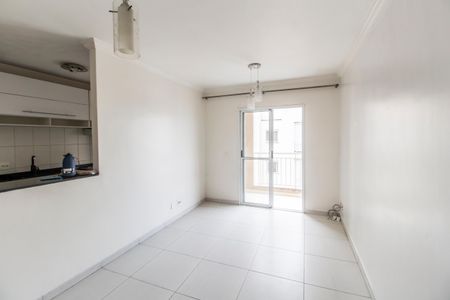 Sala  de apartamento à venda com 2 quartos, 72m² em Jardim Tupanci, Barueri