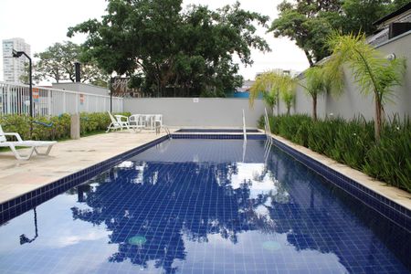 Apartamento para alugar com 36m², 2 quartos e sem vagaÁrea comum - Piscina