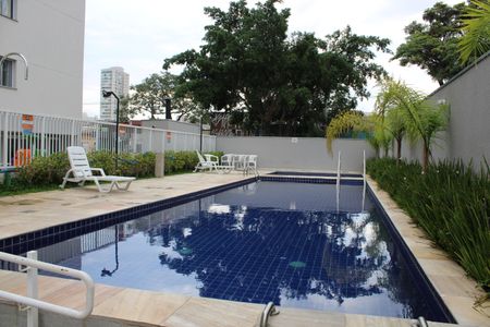 Apartamento para alugar com 36m², 2 quartos e sem vagaÁrea comum - Piscina