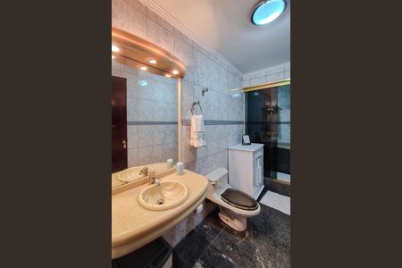 Casa à venda com 192m², 3 quartos e 2 vagasBanheiro da Suíte