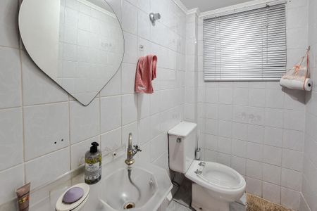 Casa à venda com 192m², 3 quartos e 2 vagasLavabo