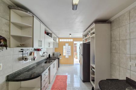 Casa à venda com 192m², 3 quartos e 2 vagasCozinha