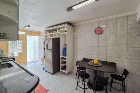 Casa à venda com 192m², 3 quartos e 2 vagasCozinha
