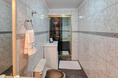 Casa à venda com 192m², 3 quartos e 2 vagasBanheiro da Suíte