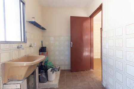 Casa à venda com 100m², 2 quartos e 1 vaga Casa à venda com 100m², 2 quartos e 1 vagaLavanderia da Casa 1