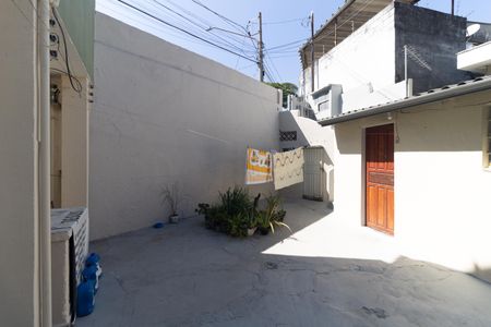 Casa à venda com 100m², 2 quartos e 1 vaga Casa à venda com 100m², 2 quartos e 1 vagaQuintal das Casas Menores 1, 2, 3, 4