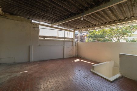 Casa à venda com 100m², 2 quartos e 1 vaga Casa à venda com 100m², 2 quartos e 1 vagaVaranda da Casa 1