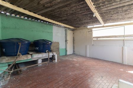 Casa à venda com 100m², 2 quartos e 1 vaga Casa à venda com 100m², 2 quartos e 1 vagaVaranda da Casa 1