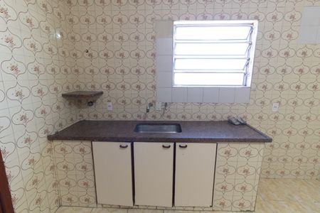 Casa à venda com 100m², 2 quartos e 1 vaga Casa à venda com 100m², 2 quartos e 1 vagaCozinha da Casa 1