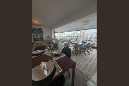 Apartamento à venda com 150m², 3 quartos e 2 vagasÁrea gourmet