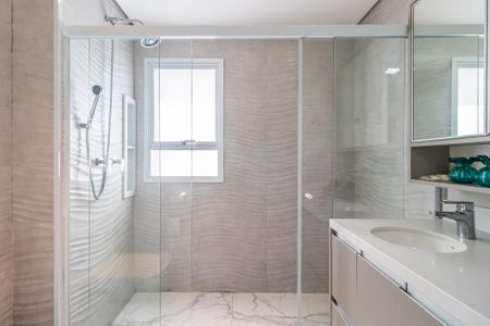 Apartamento para alugar com 110m², 2 quartos e 2 vagas Apartamento para alugar com 110m², 2 quartos e 2 vagasBanheiro da Suíte 2