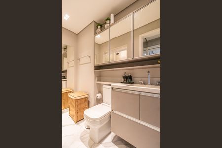 Apartamento para alugar com 110m², 2 quartos e 2 vagas Apartamento para alugar com 110m², 2 quartos e 2 vagasBanheiro da Suíte 1