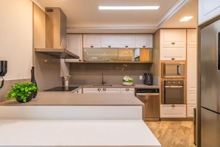 Apartamento para alugar com 110m², 2 quartos e 2 vagas Apartamento para alugar com 110m², 2 quartos e 2 vagasCozinha