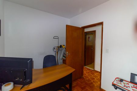 Casa à venda com 206m², 5 quartos e 3 vagasCasa 2 Quarto 1