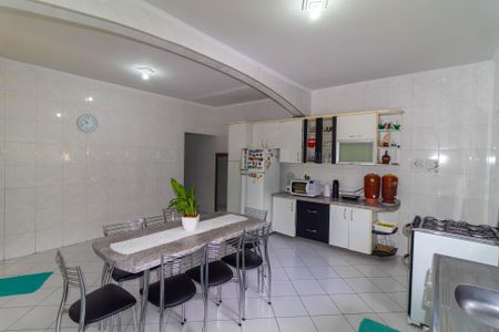 Casa à venda com 206m², 5 quartos e 3 vagasCasa 2 Cozinha