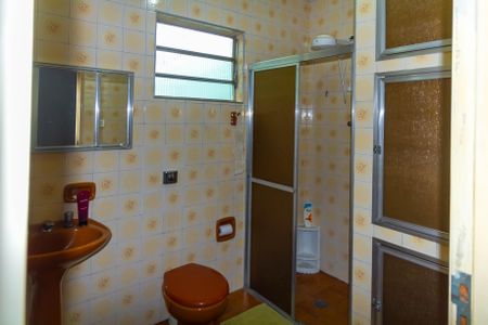 Casa à venda com 206m², 5 quartos e 3 vagasCasa 1 Banheiro