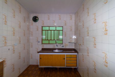 Casa à venda com 206m², 5 quartos e 3 vagasCasa 1 Cozinha