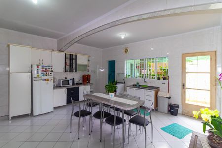 Casa à venda com 206m², 5 quartos e 3 vagasCasa 2 Cozinha