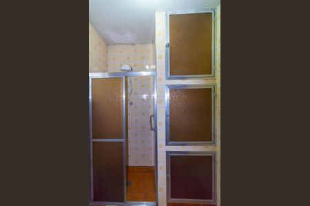 Casa à venda com 206m², 5 quartos e 3 vagasCasa 1 Banheiro