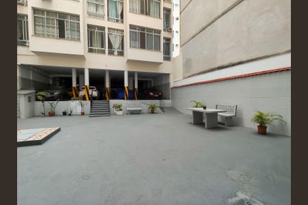 Apartamento à venda com 60m², 2 quartos e sem vagaÁrea comum - Playground