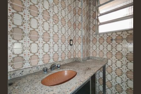 Apartamento à venda com 60m², 2 quartos e sem vagaBanheiro Corredor