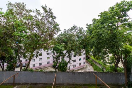 Apartamento à venda com 2 quartos, 48m² em Conjunto Promorar Raposo Tavares, Osasco