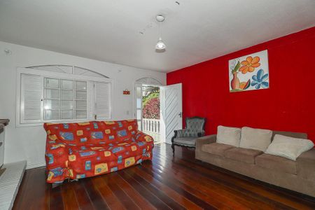 Sala de casa para alugar com 4 quartos, 140m² em Jardim Carvalho, Porto Alegre