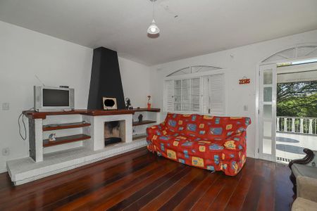 Sala de casa para alugar com 4 quartos, 140m² em Jardim Carvalho, Porto Alegre