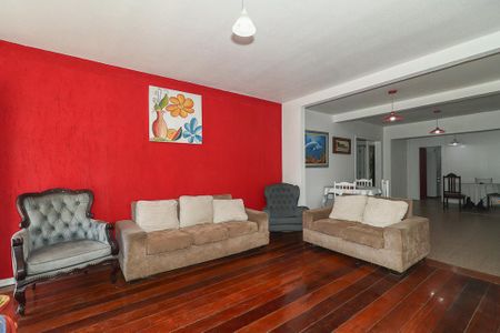 Casa à venda com 140m², 4 quartos e 1 vagaSala