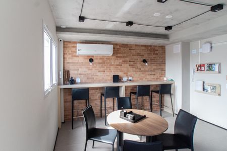 Apartamento à venda com 27m², 1 quarto e sem vagaÁrea comum