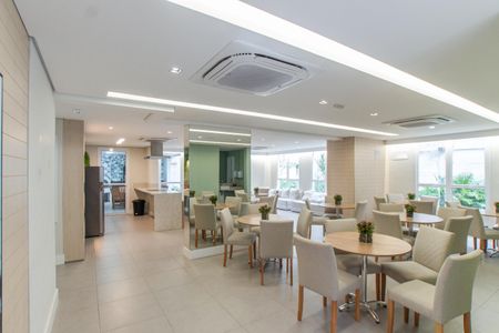 Apartamento à venda com 27m², 1 quarto e sem vagaÁrea comum - Salão de festas