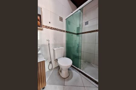 Casa de condomínio para alugar com 70m², 1 quarto e sem vagaBanheiro da Suíte 1