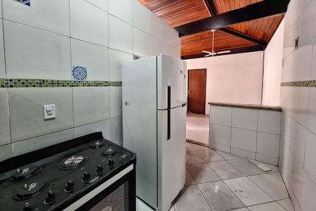 Casa de condomínio para alugar com 70m², 1 quarto e sem vagaCozinha