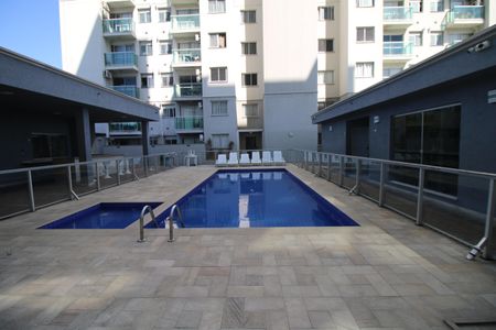 Apartamento para alugar com 48m², 2 quartos e 1 vagaÁrea comum - Piscina
