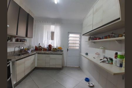 Casa à venda com 3 quartos, 121m² em Bosque da Saúde, São Paulo