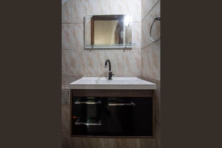 Casa para alugar com 200m², 3 quartos e 3 vagas Casa para alugar com 200m², 3 quartos e 3 vagasLavabo salas